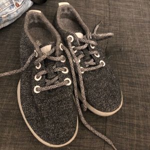 Women’s wool allbirds sz 6